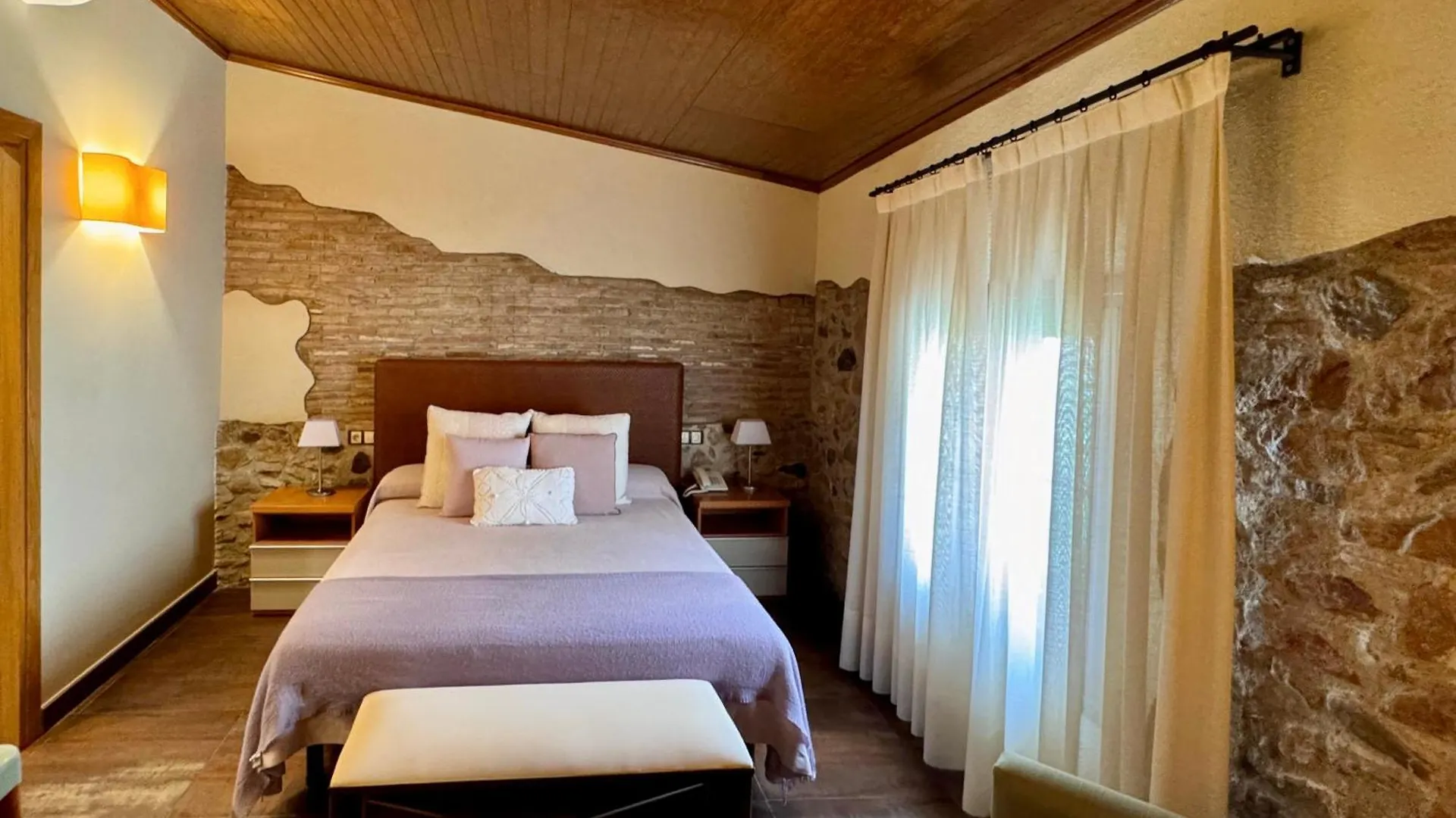 Cal Barber Hotel Botarell